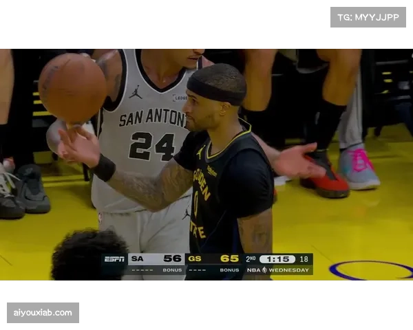 马刺年轻阵容通过流畅传导球打击对手轮转